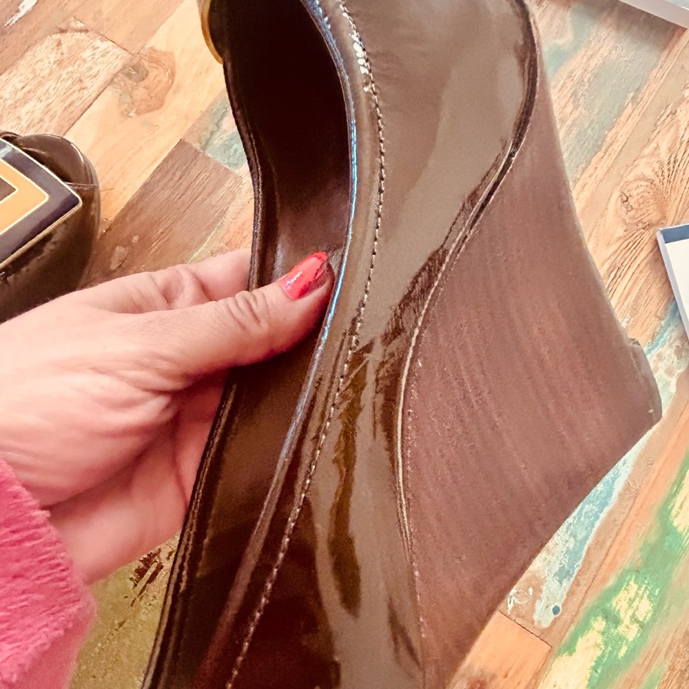 Tory Burch Brown Patent leather Peep-toe wedges. - Picture 4 of 16